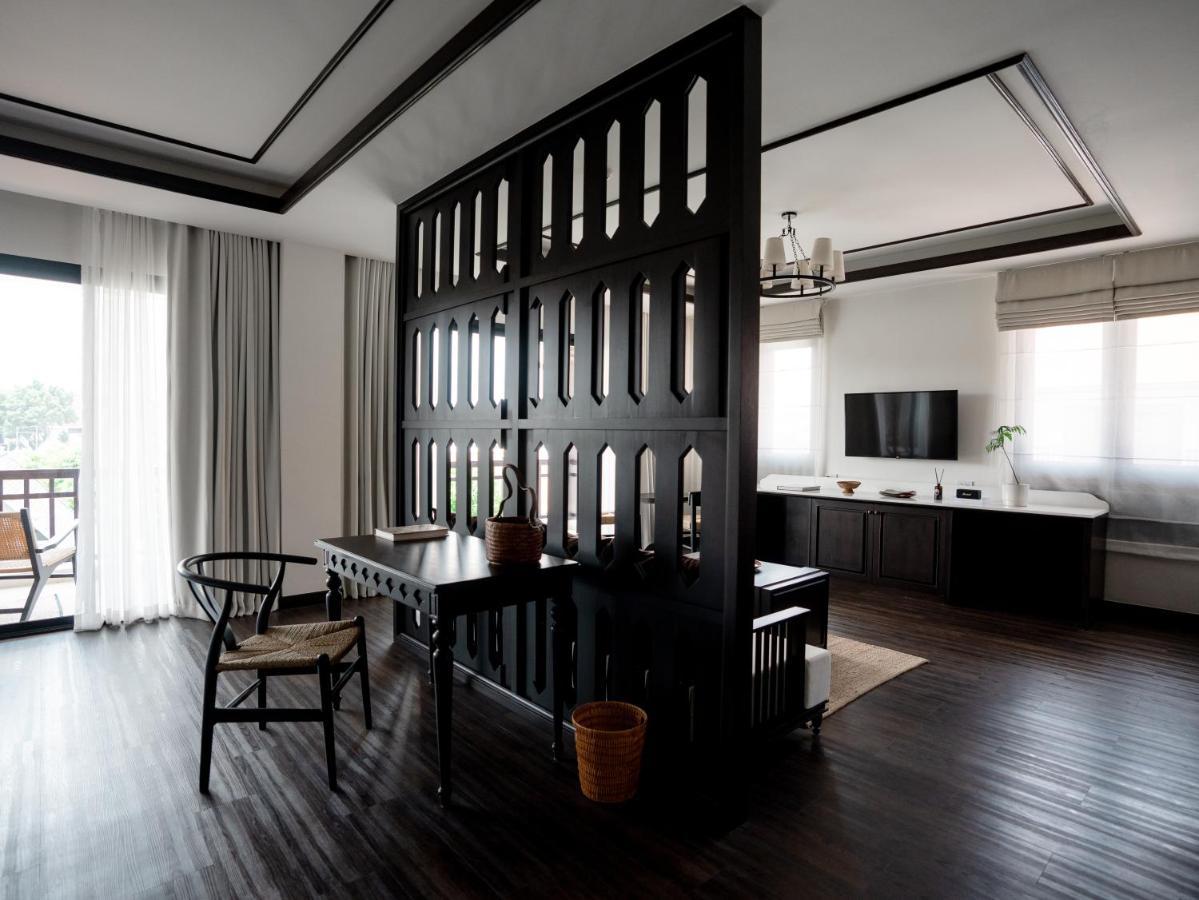 Burirattana Hotel-An Adults Only Hotel Чиангмай Екстериор снимка