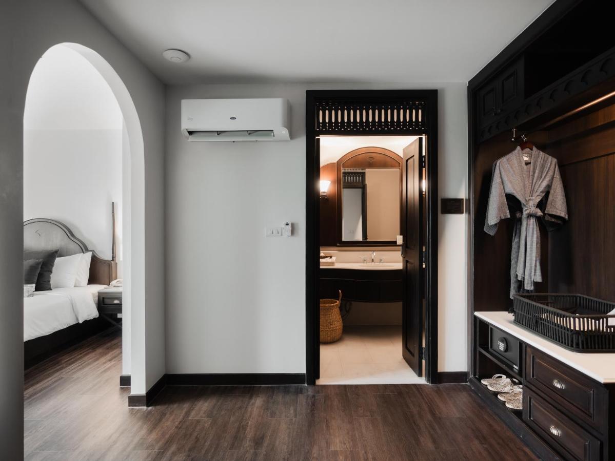 Burirattana Hotel-An Adults Only Hotel Чиангмай Екстериор снимка